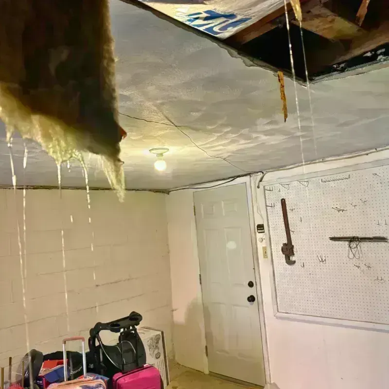 Before and after water damage restoration in Mount Prospect, IL